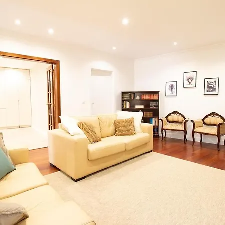 Villa Terrace House